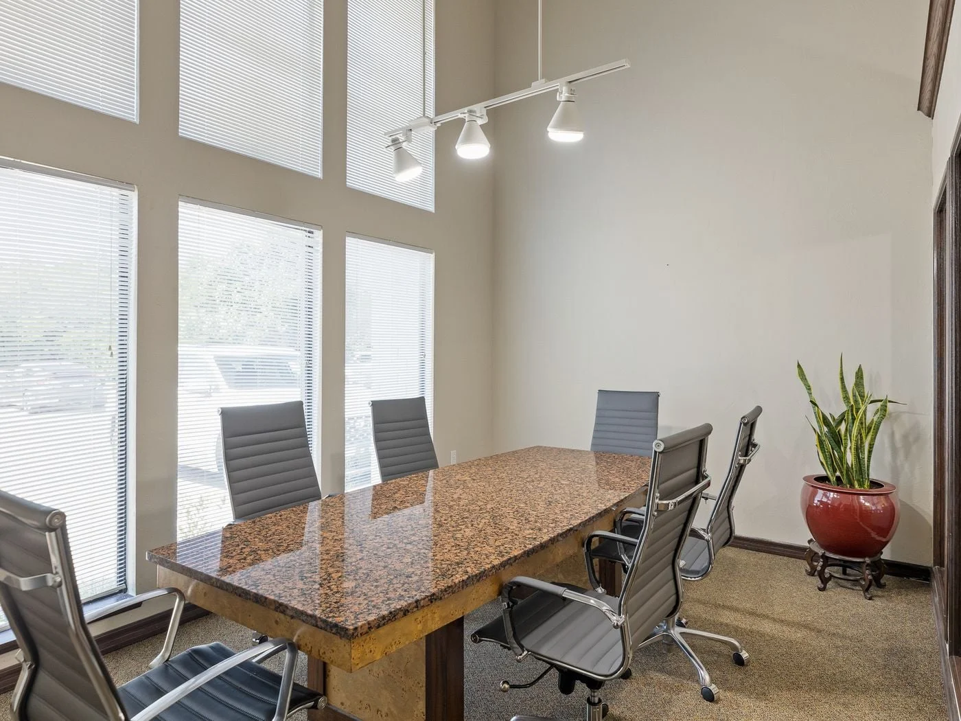 Photo 2 of 425 W Wilshire Blvd, Oklahoma City, OK 73116