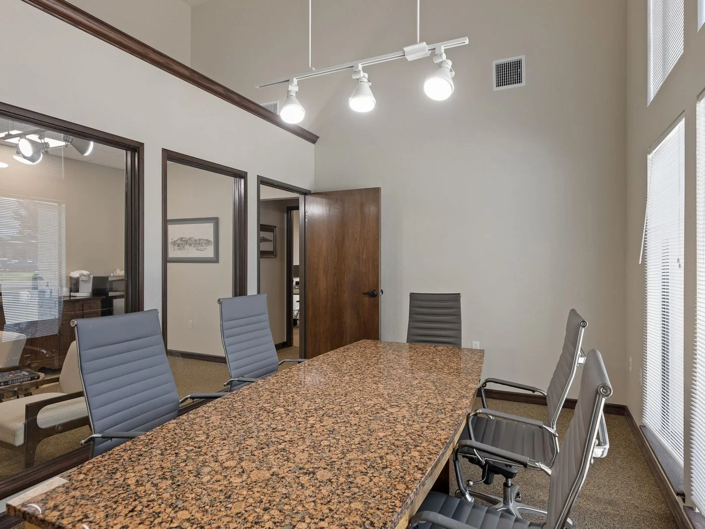 Photo 3 of 425 W Wilshire Blvd, Oklahoma City, OK 73116