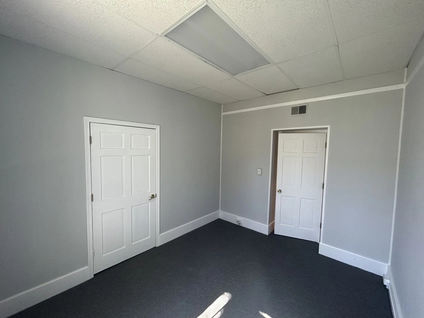 Photo 2 of 7-11 Culpeper St, Warrenton, VA 20186