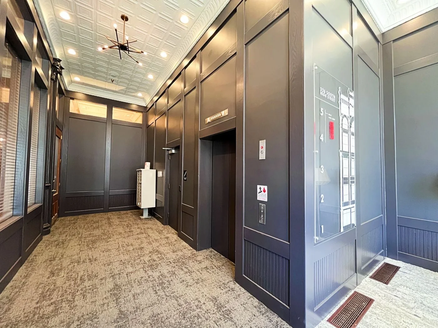 Photo 2 of 326 S High St, Columbus, OH 43215