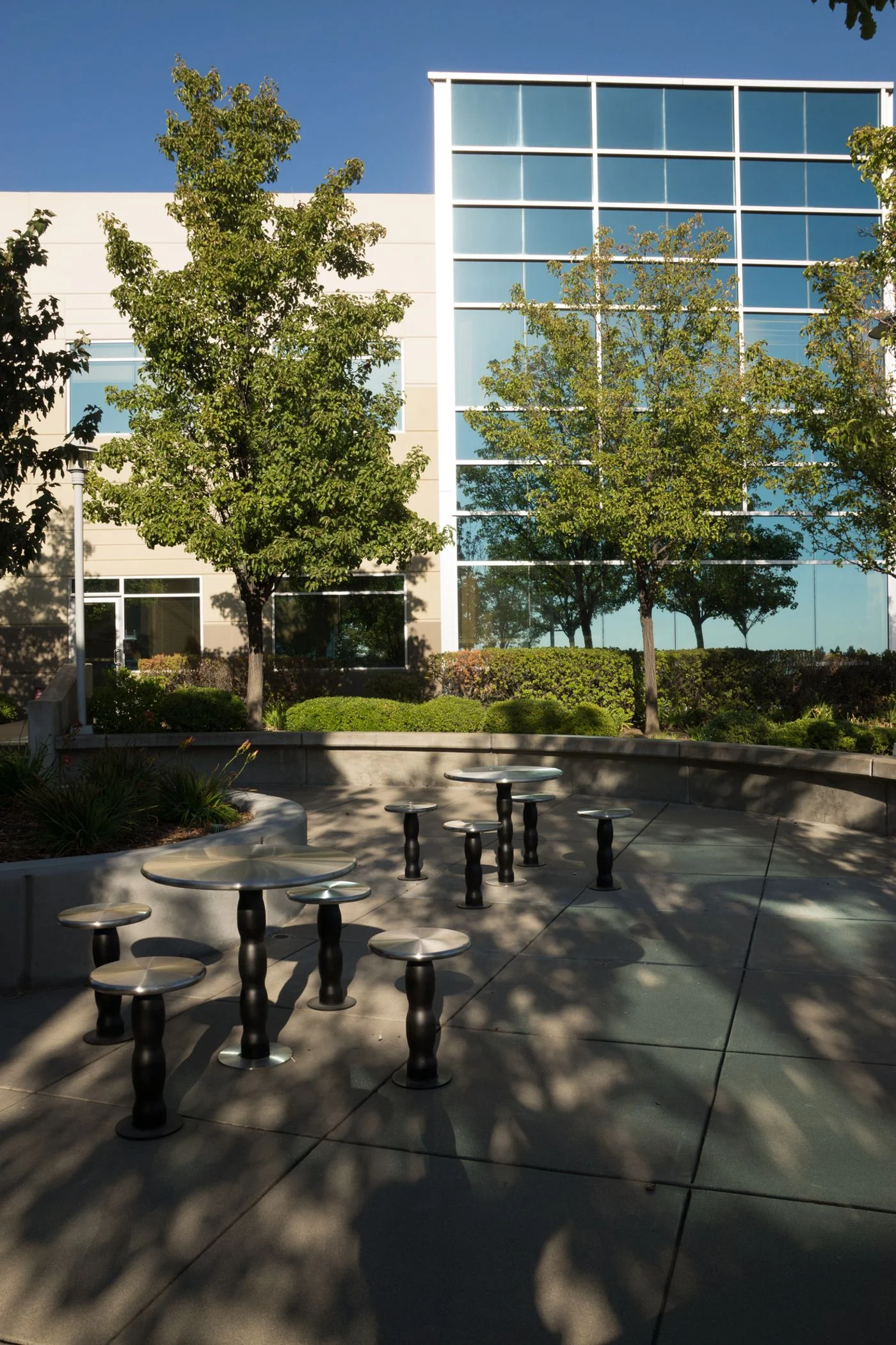 Photo 3 of 3000 Lava Ridge Ct, Roseville, CA 95661