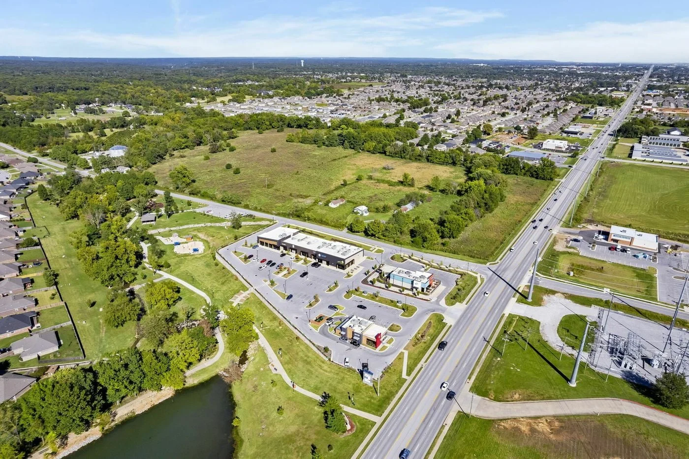 Photo 2 of 504 E Centerton Blvd, Centerton, AR 72719