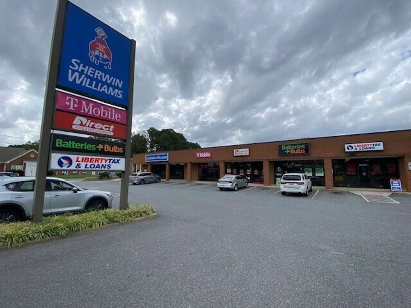 Photo-1 of 1020 Battlefield Blvd N, Chesapeake, VA 23320