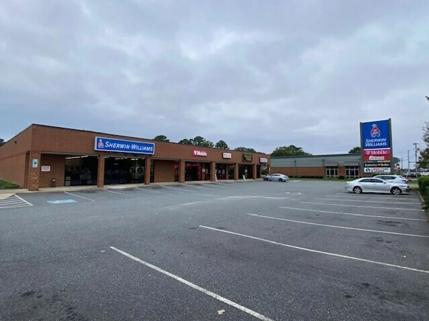 Photo-3 of 1020 Battlefield Blvd N, Chesapeake, VA 23320