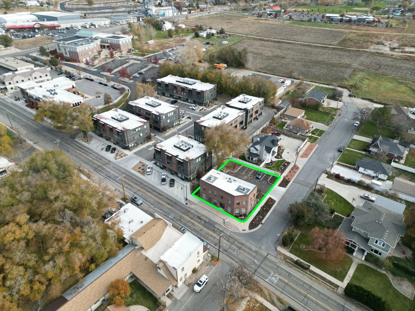 Photo 2 of 12587 S Fort St, Draper, UT 84020