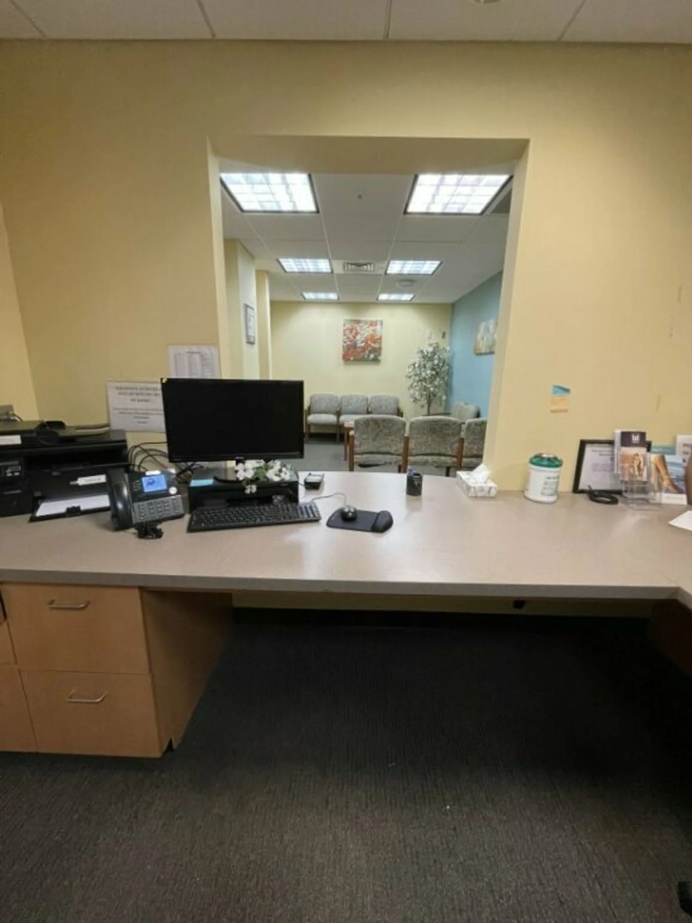 Photo 2 of 1165 Imperial Dr, Hagerstown, MD 21740