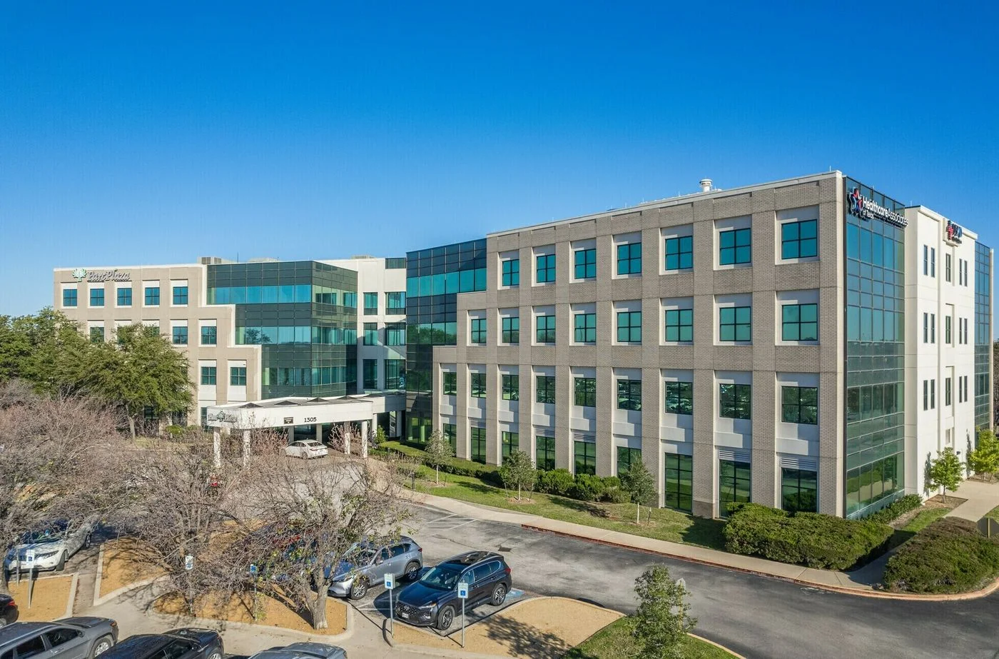 Photo 1 of 1305 Airport Fwy, Bedford, TX 76021