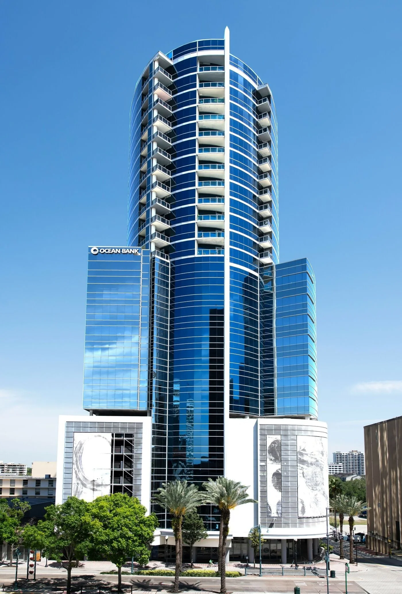 Photo 2 of 111 N Magnolia Ave, Orlando, FL 32801