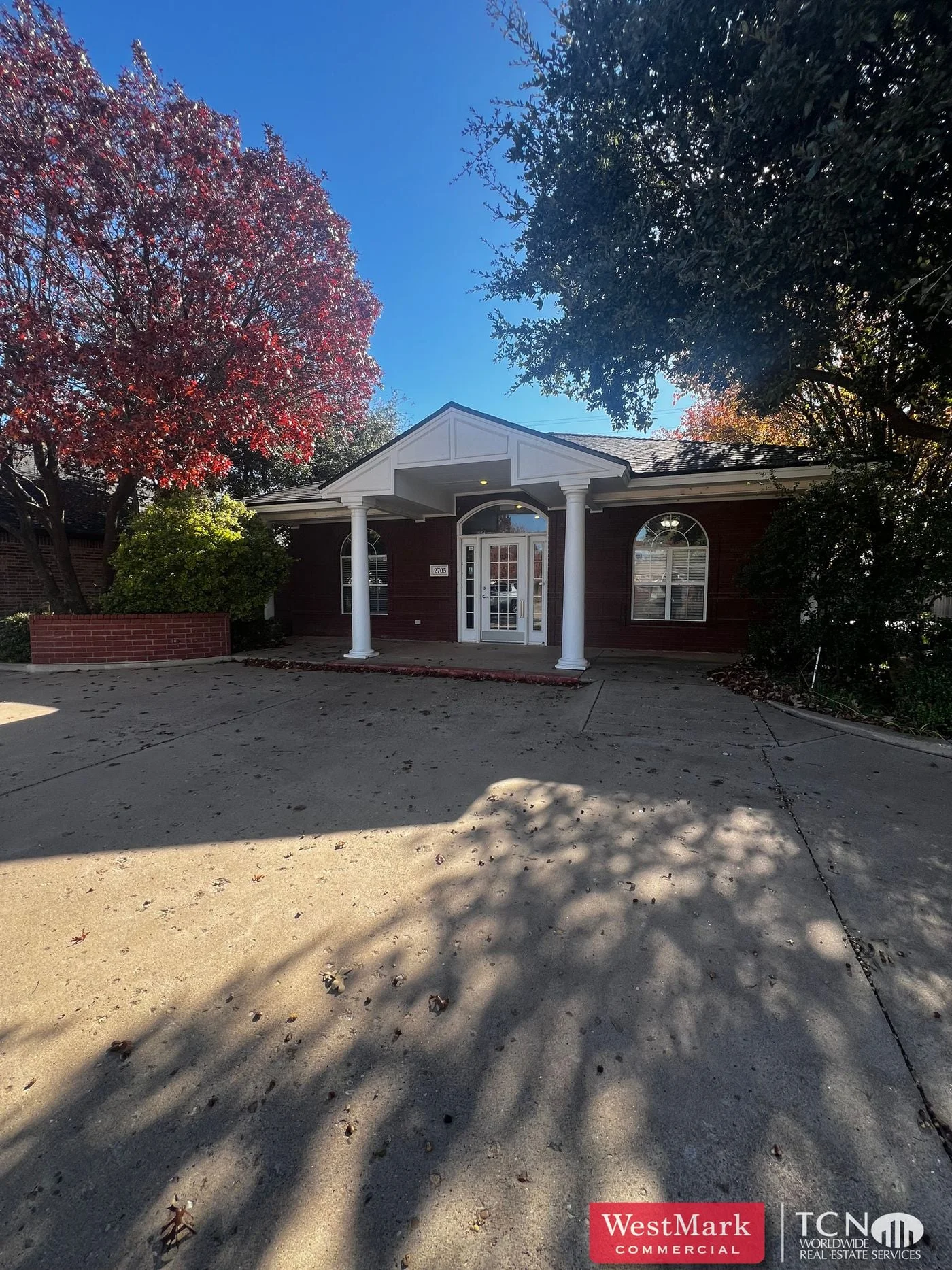 Photo 2 of 2705 81st St, Lubbock, TX 79423