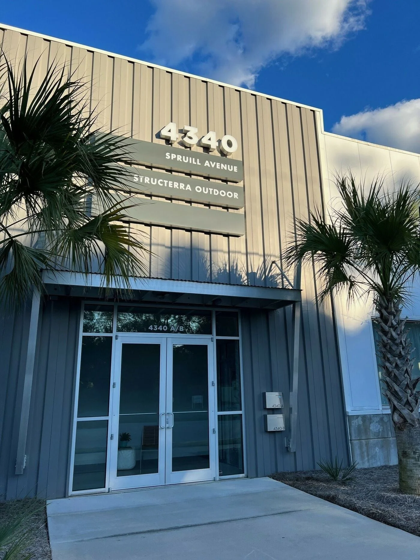 Photo 3 of 4340 Spruill Ave, North Charleston, SC 29405