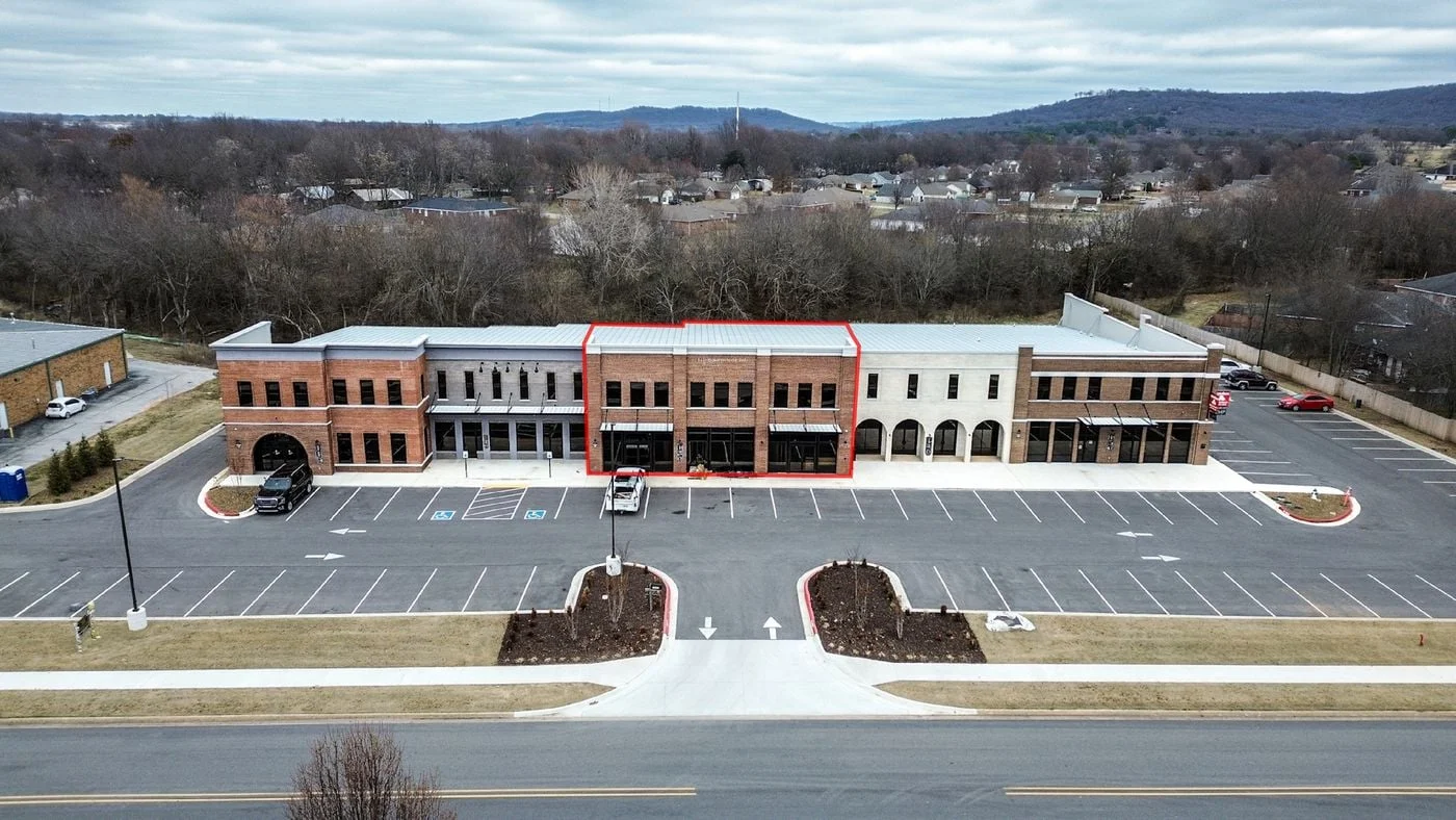 Photo 1 of 140 Southwinds Rd, Farmington, AR 72730