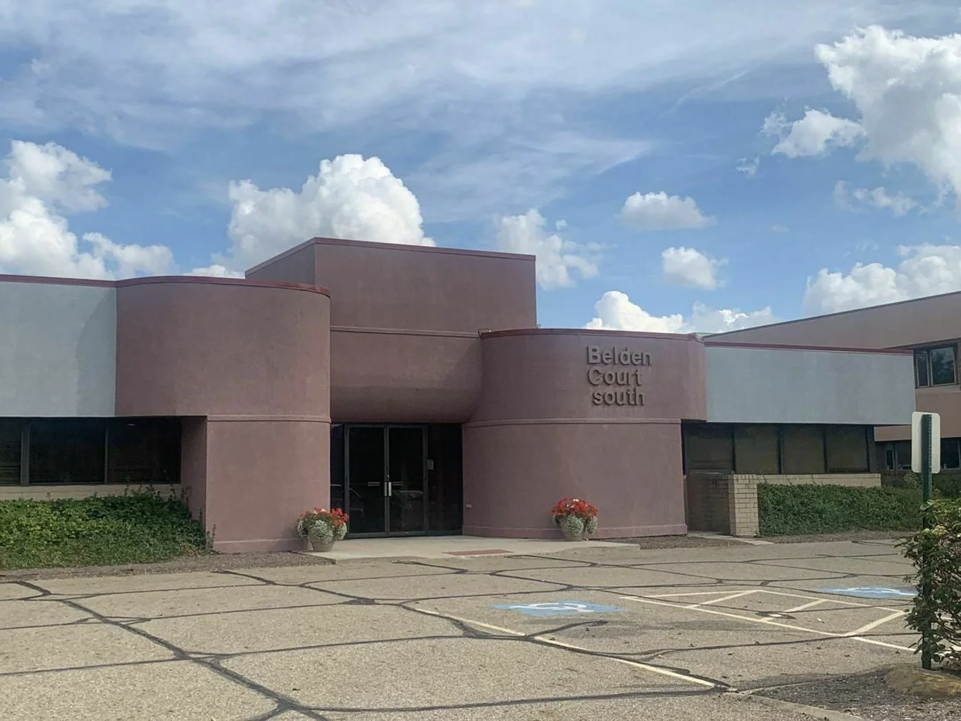 Photo 1 of 4942 Higbee Ave NW Ste A, Canton, OH 44718