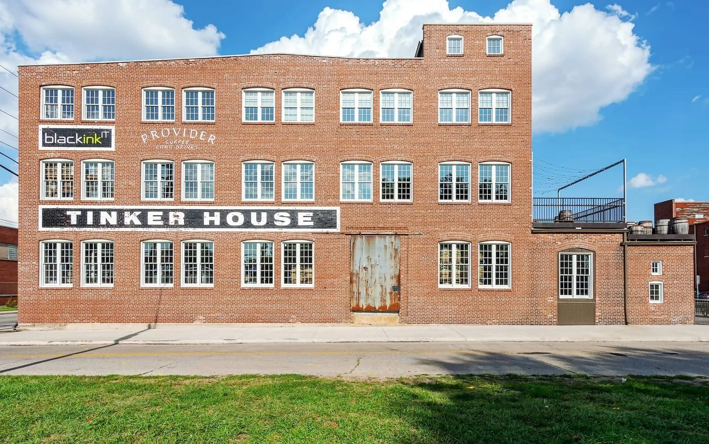 Photo 2 of 1101 E 16th St, Indianapolis, IN 46202