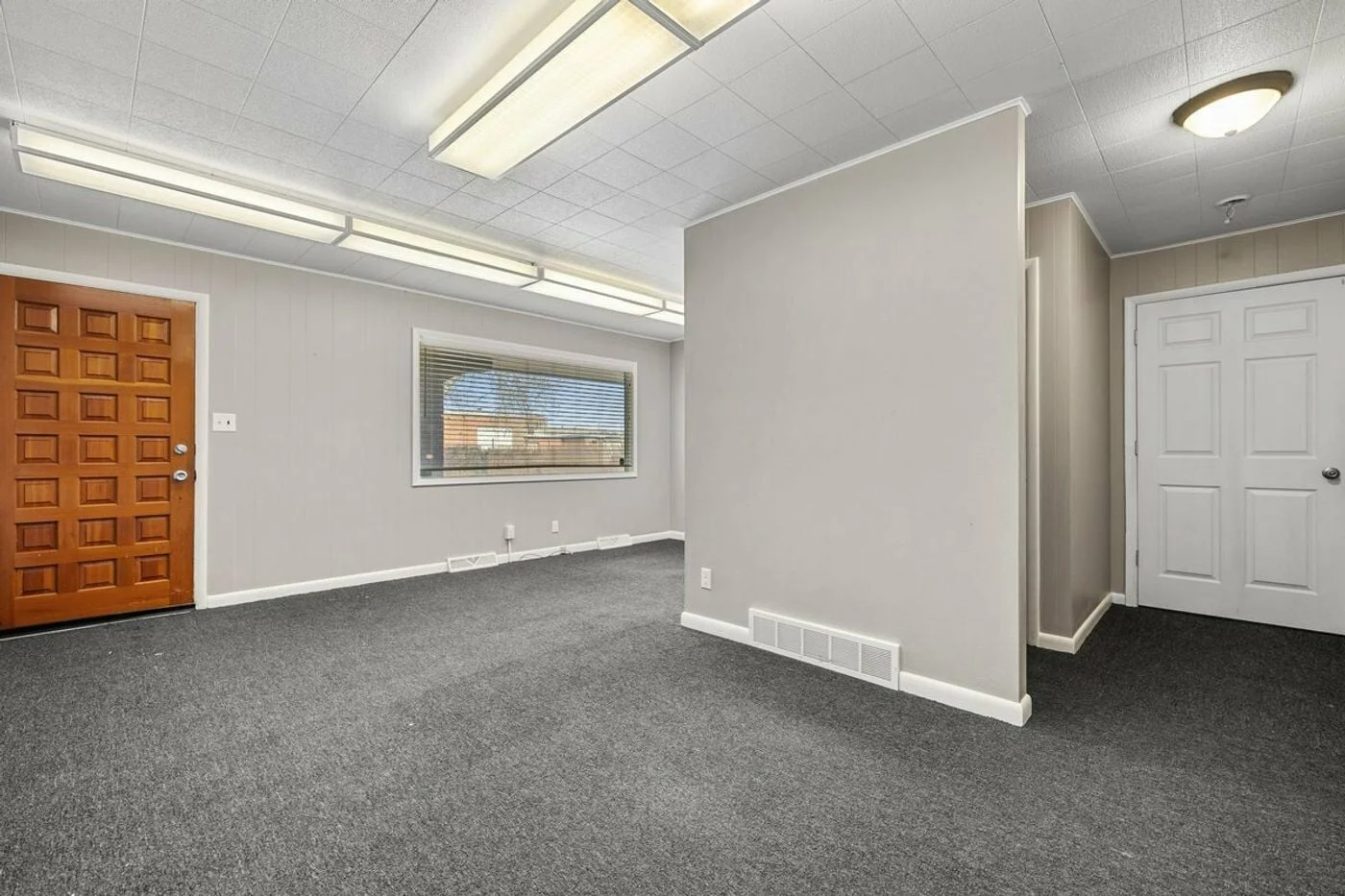 Photo 2 of 1440 Grand Ave, Billings, MT 59102