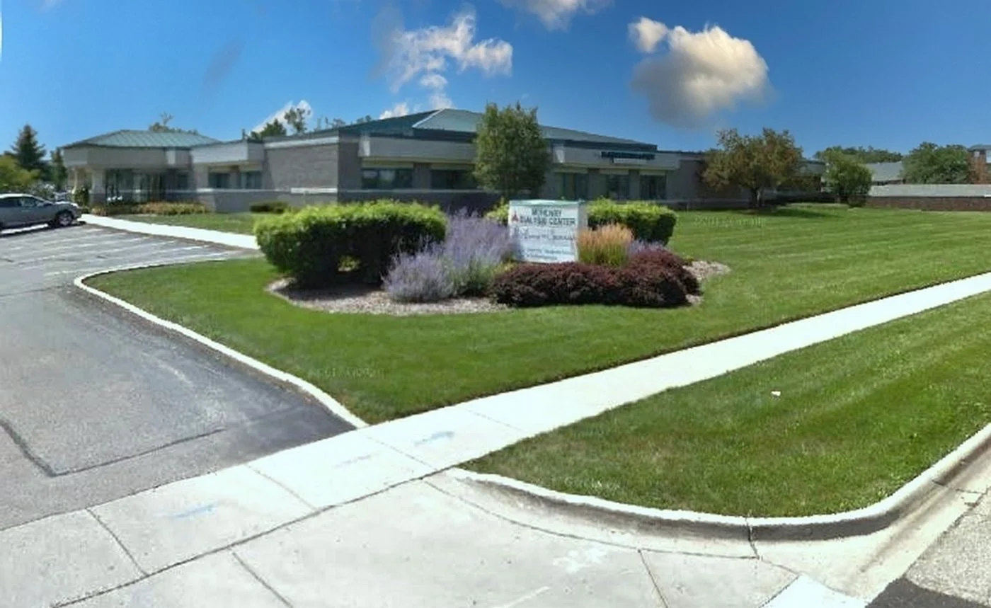 Photo-1 of 4209 W Shamrock Ln, McHenry, IL 60050