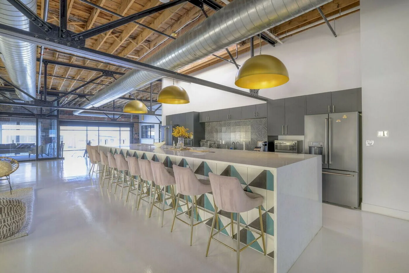 Photo 2 of 1604-1608 Locust St, Kansas City, MO 64108