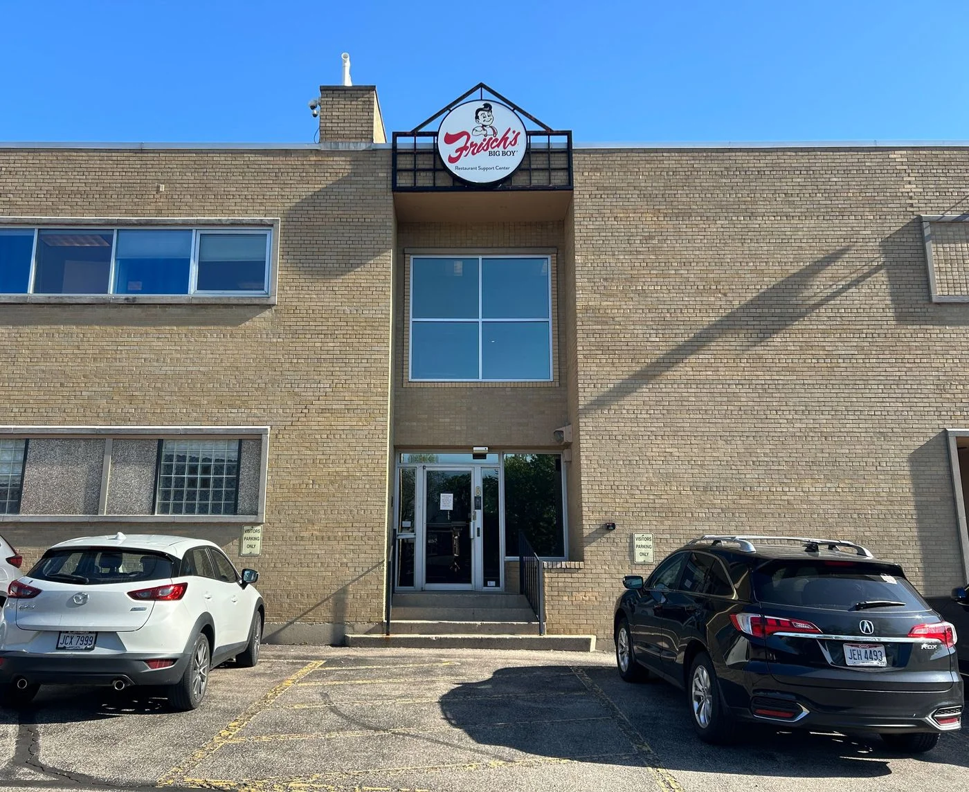 Photo 2 of 2800 Gilbert Ave, Cincinnati, OH 45206