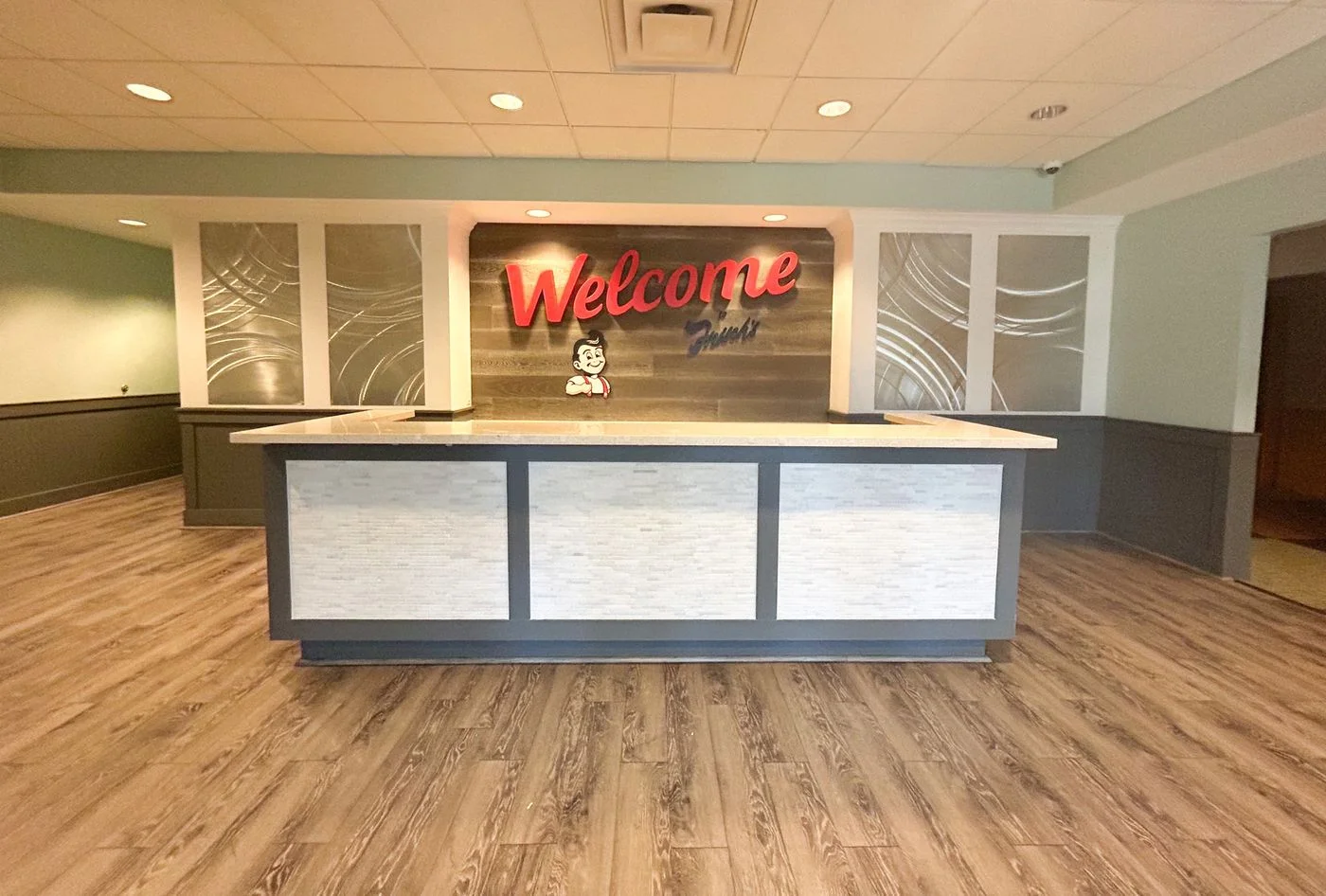 Photo 3 of 2800 Gilbert Ave, Cincinnati, OH 45206