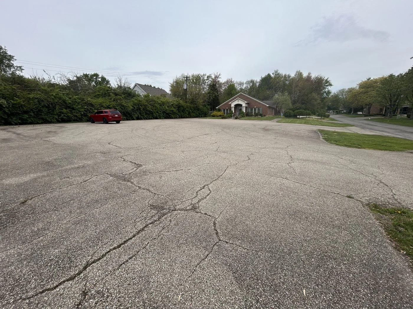 Photo-3 of 11907 Montgomery Rd, Cincinnati, OH 45249