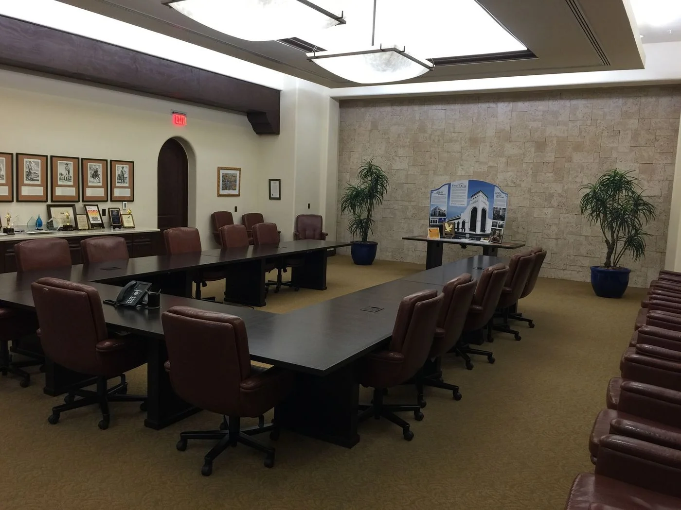 Photo 3 of 401 E Main Dr, El Paso, TX 79901