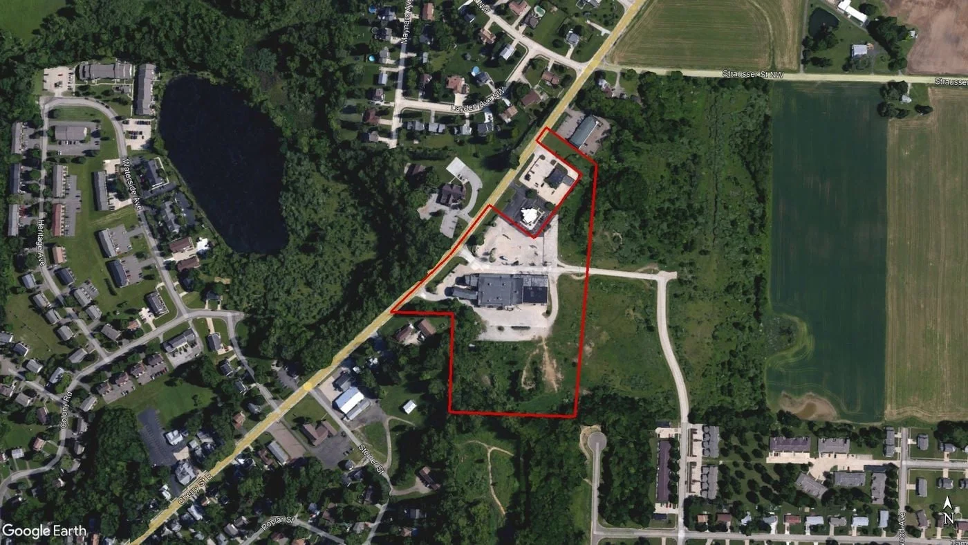 Photo 2 of 919 Cherry St E, Canal Fulton, OH 44614