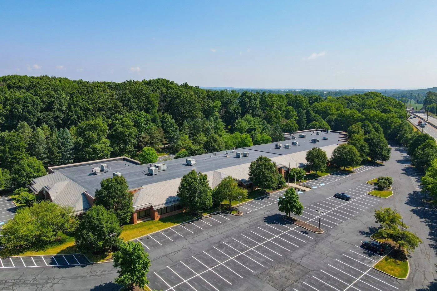 Photo 2 of 1455 Valley Center Pkwy, Bethlehem, PA 18017