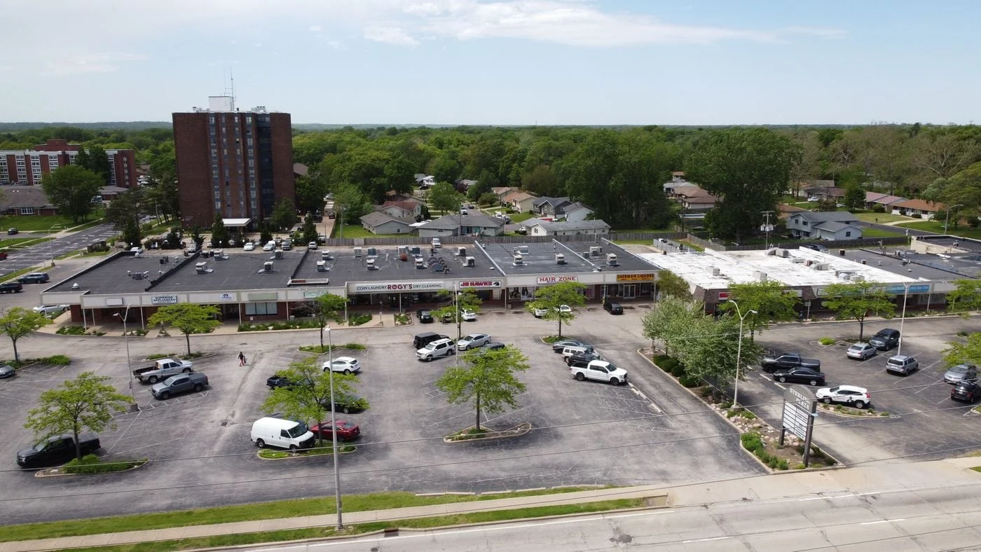 Photo 3 of 3701 N Sterling Ave, Peoria, IL 61615