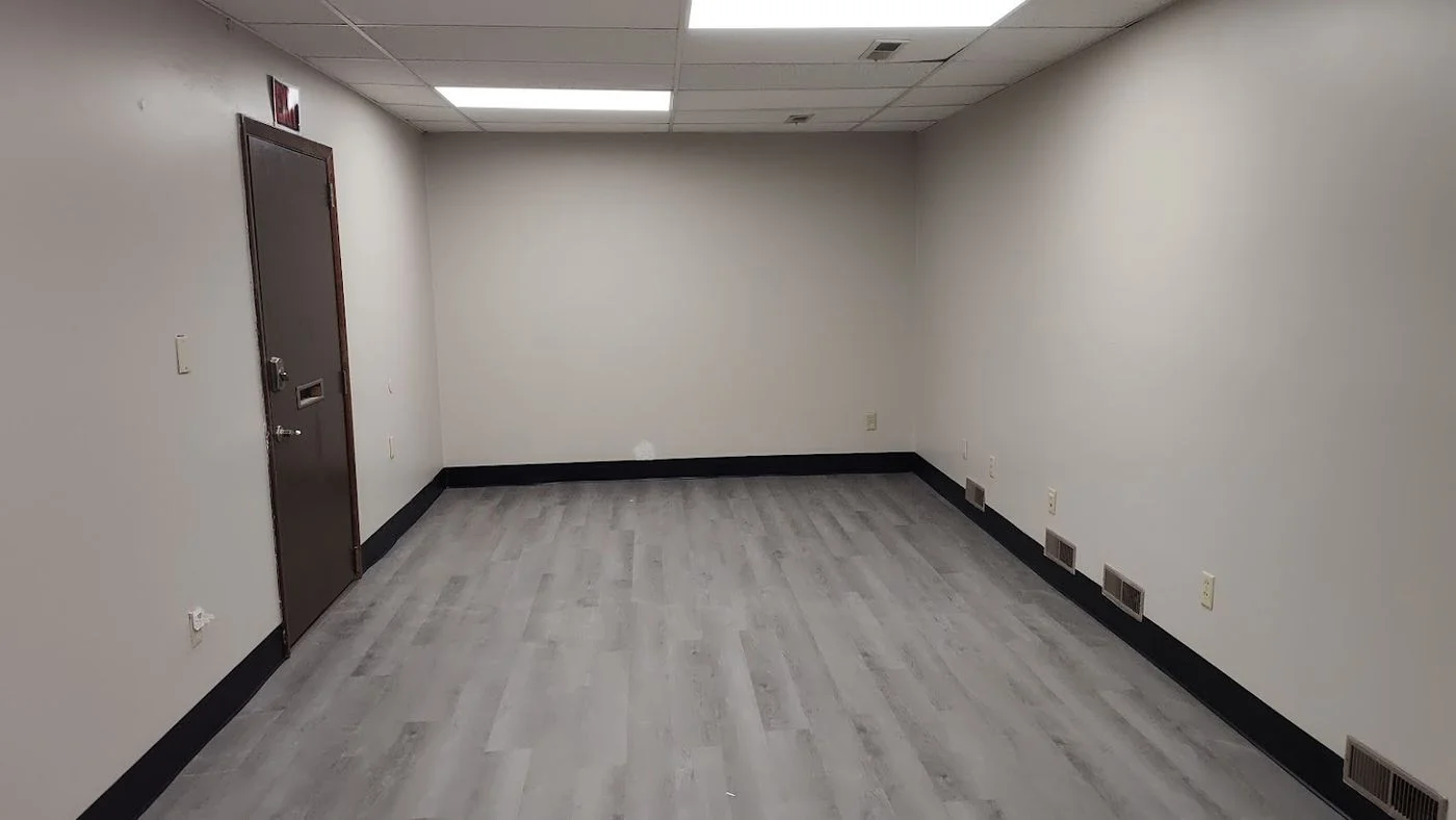 Photo-2 of 5340 E Main St # 212, Columbus, OH 43213