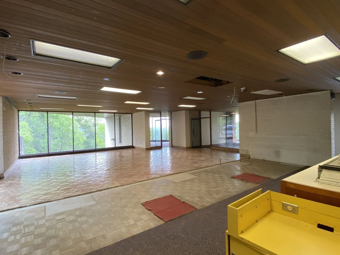 Photo 3 of 55 Wyoming St, Pittsburgh, PA 15211