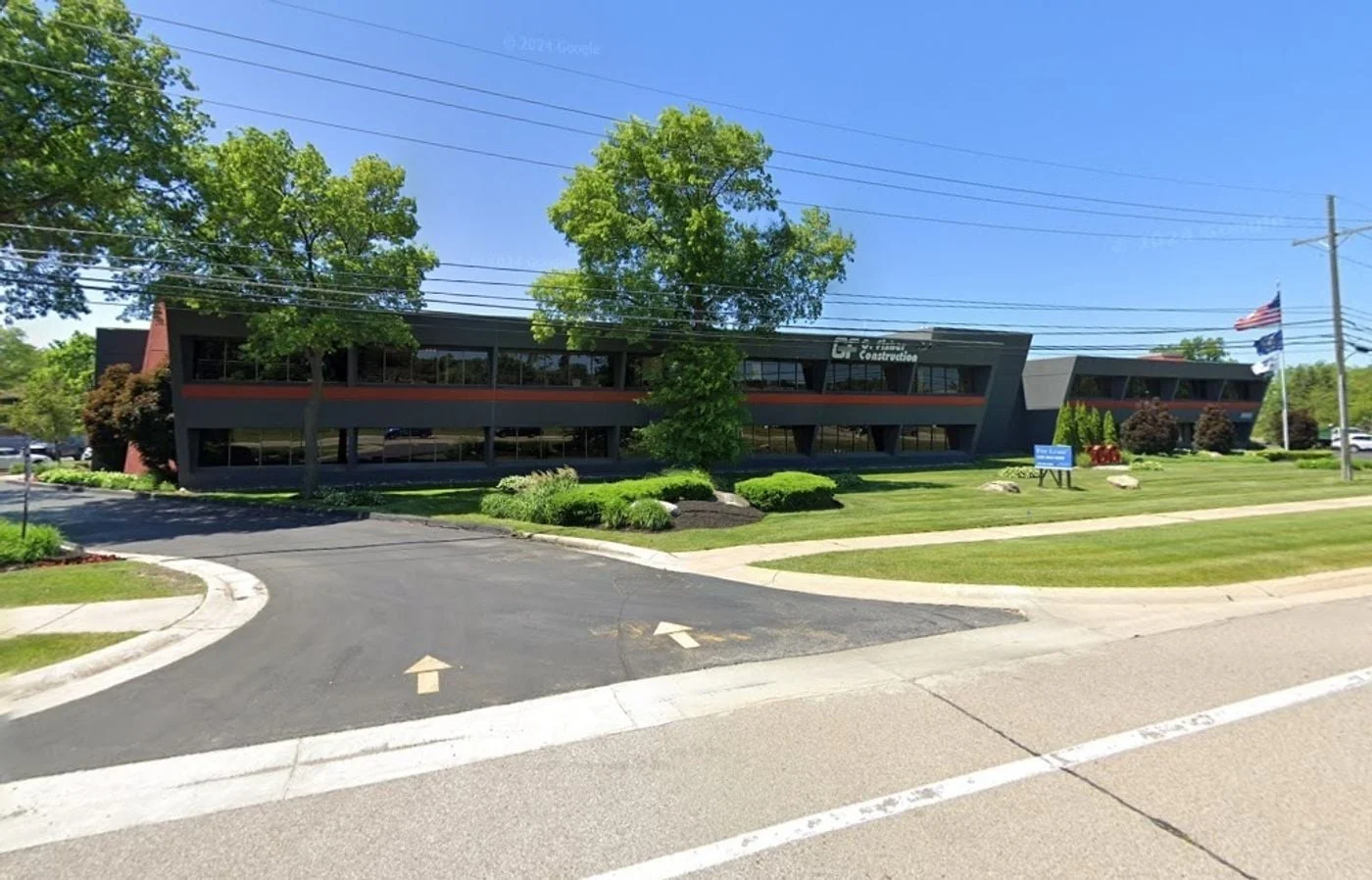 Photo 1 of 31313 Northwestern Hwy, Farmington Hills, MI 48334