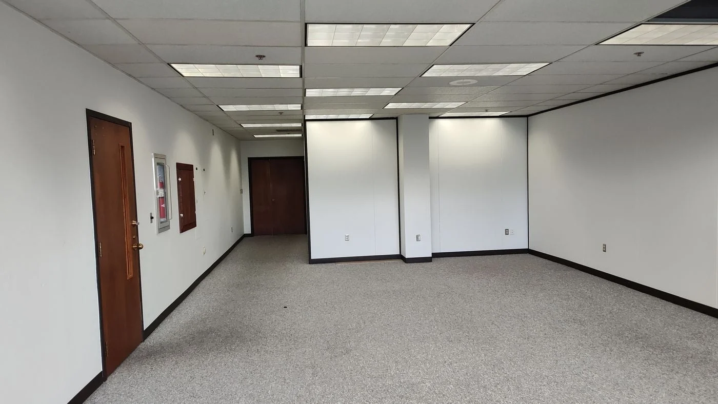 Photo 2 of 68 W Church St Ste 206, Newark, OH 43055