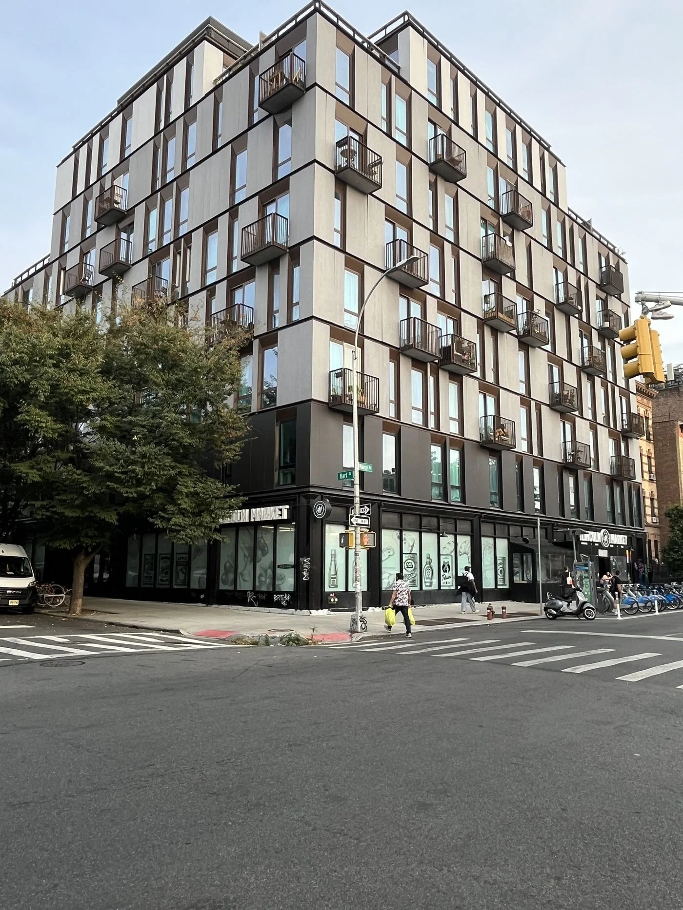 Photo 2 of 633 Marcy Ave, Brooklyn, NY 11206