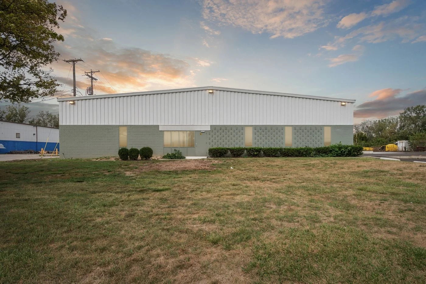 Photo 1 of 5625 Enterprise Blvd, Toledo, OH 43612