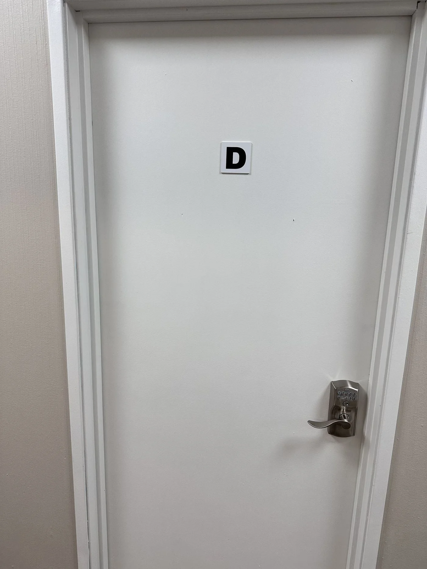 Photo 2 of 2244 S Hamilton Rd # D, Columbus, OH 43232