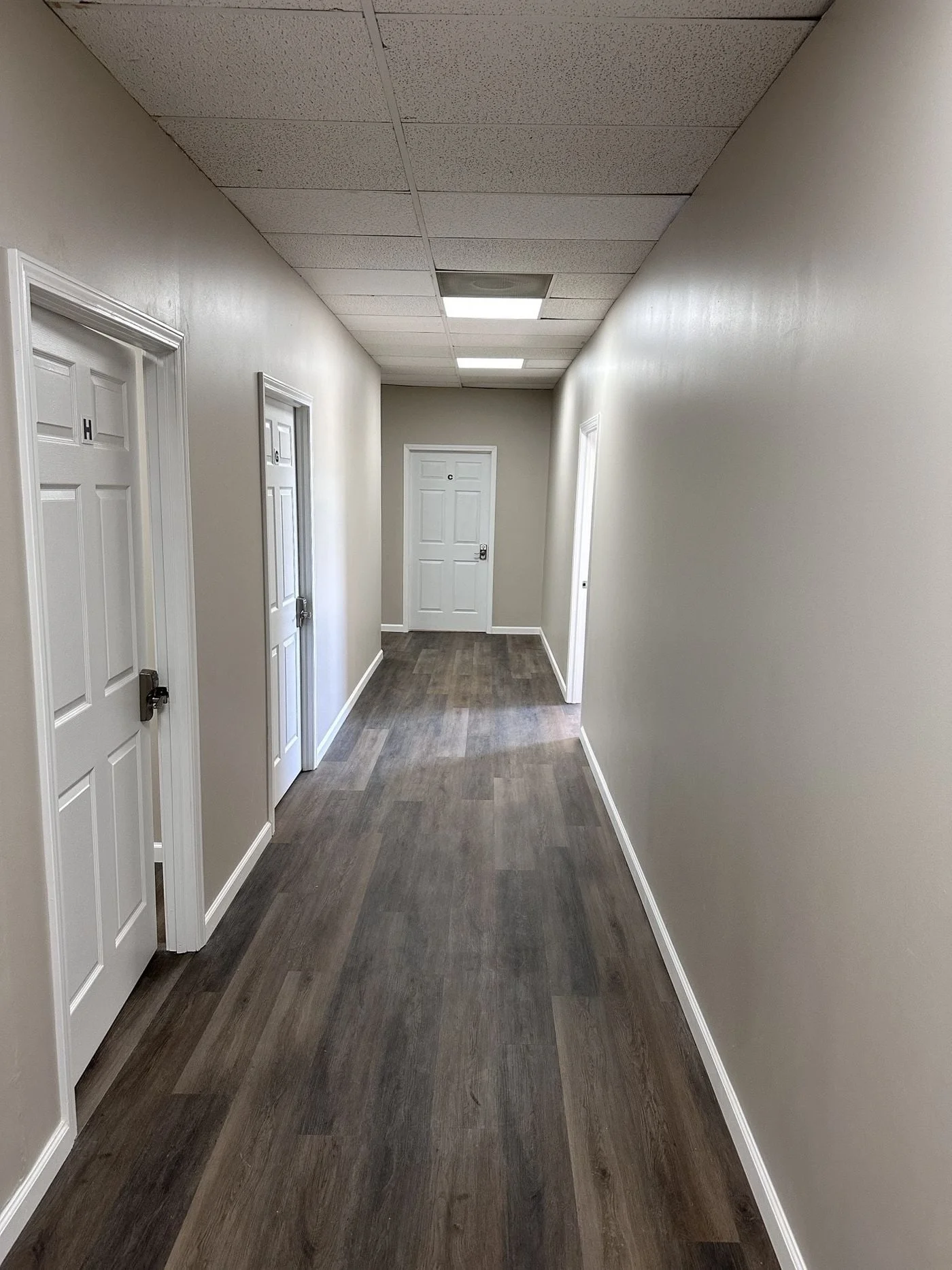 Photo 3 of 2244 S Hamilton Rd # D, Columbus, OH 43232