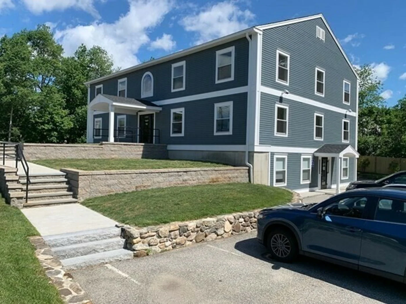 Photo 2 of 630 Turnpike St, North Andover, MA 01845