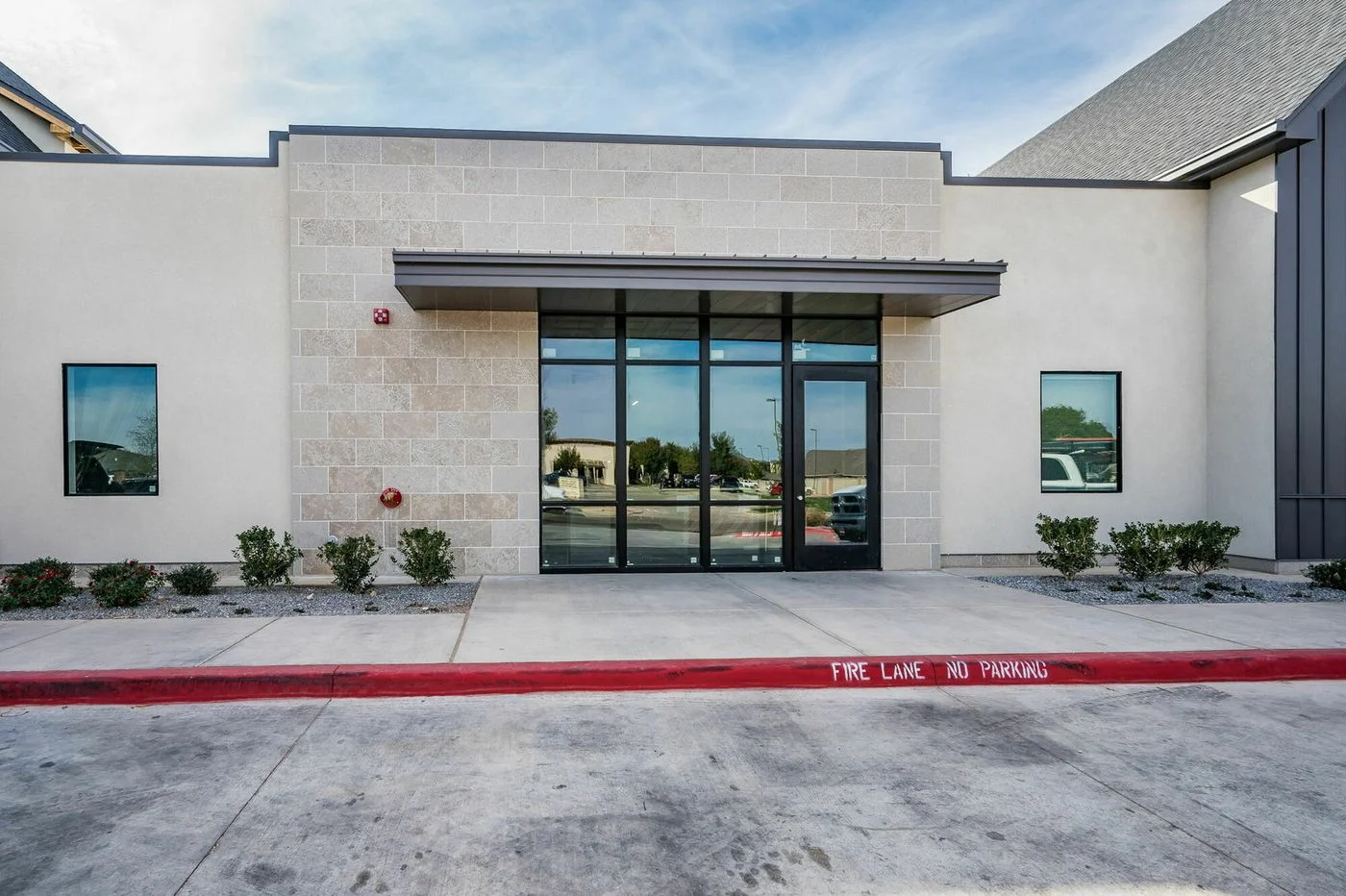 Photo 3 of 7489 Pennsylvania Dr, Amarillo, TX 79119