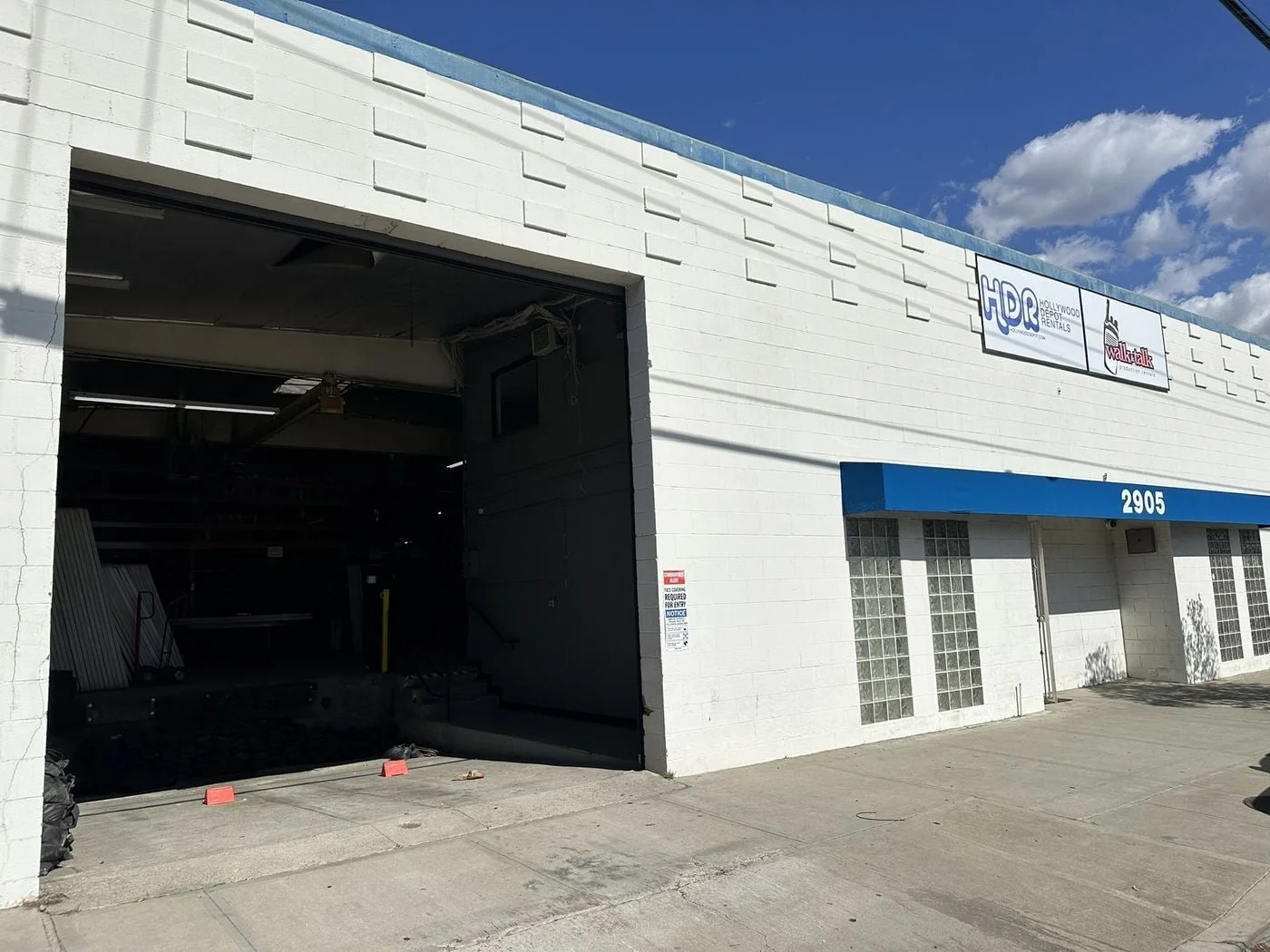 Photo 1 of 2901-2905 Winona Ave, Burbank, CA 91504