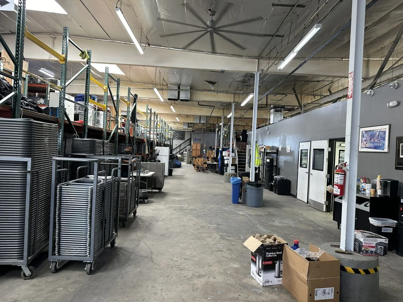 Photo 3 of 2901-2905 Winona Ave, Burbank, CA 91504