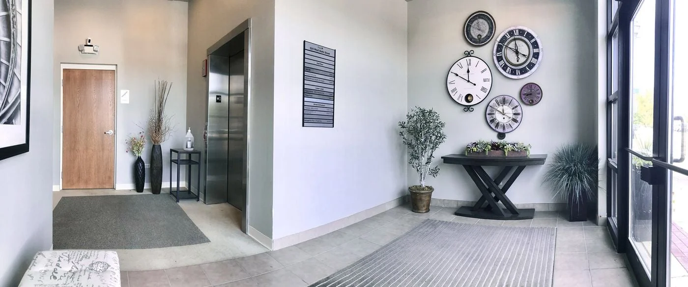 Photo 2 of 524 W State St, Geneva, IL 60134