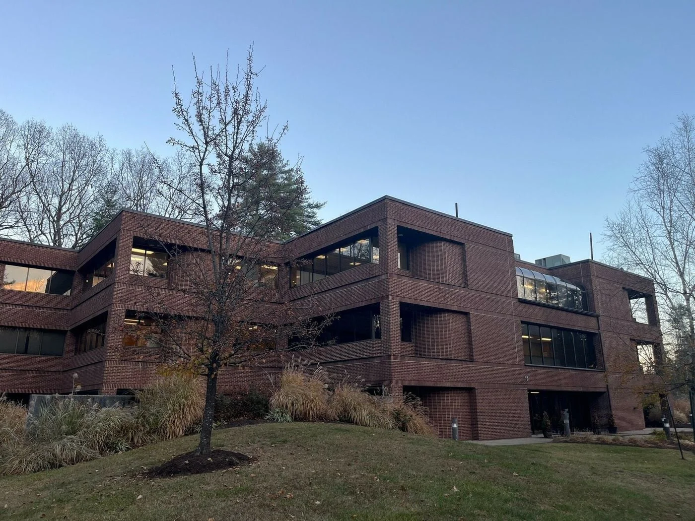 Photo 2 of 34 Dale Rd, Avon, CT 06001