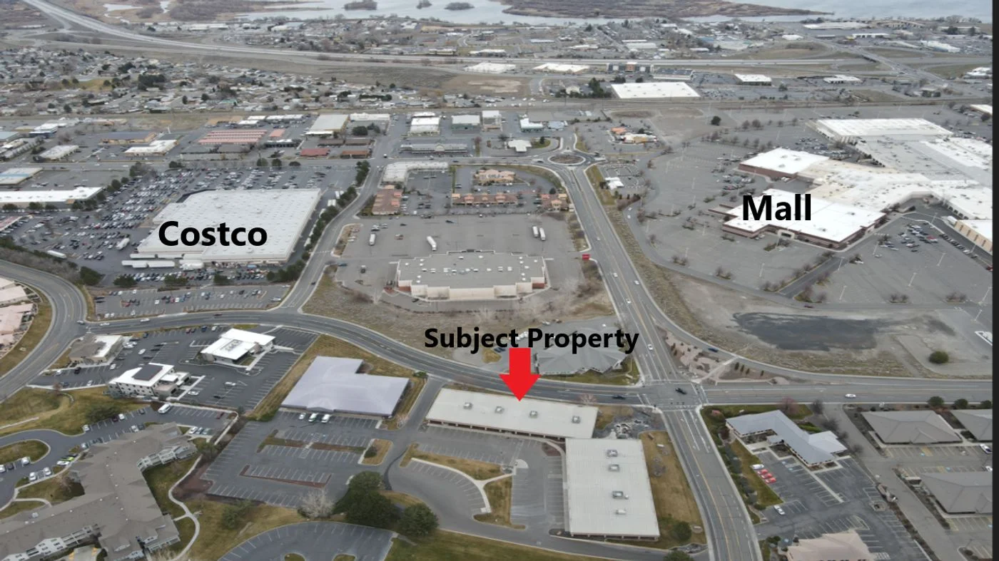 Photo 2 of 8203 W Quinault Ave, Kennewick, WA 99336