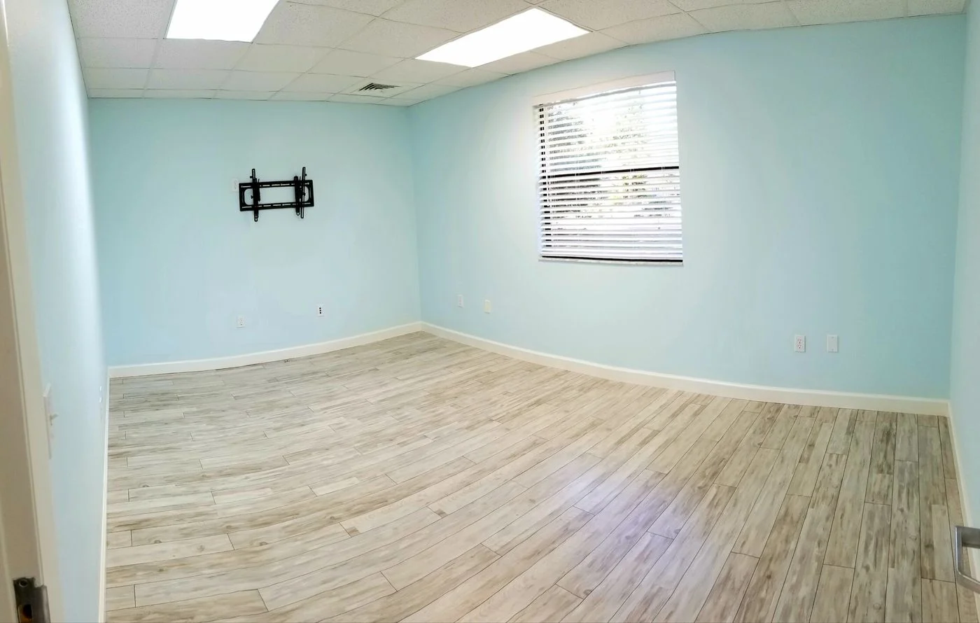 Photo 3 of 4204 20th St W, Bradenton, FL 34205