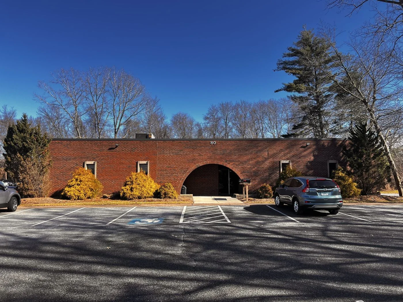 Photo-1 of 80 Eastern Blvd, Glastonbury, CT 06033