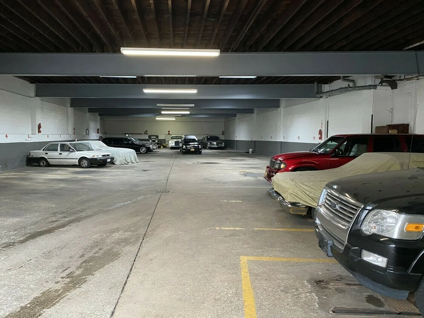 Photo 1 of 18 Park Hill Ave, Yonkers, NY 10701