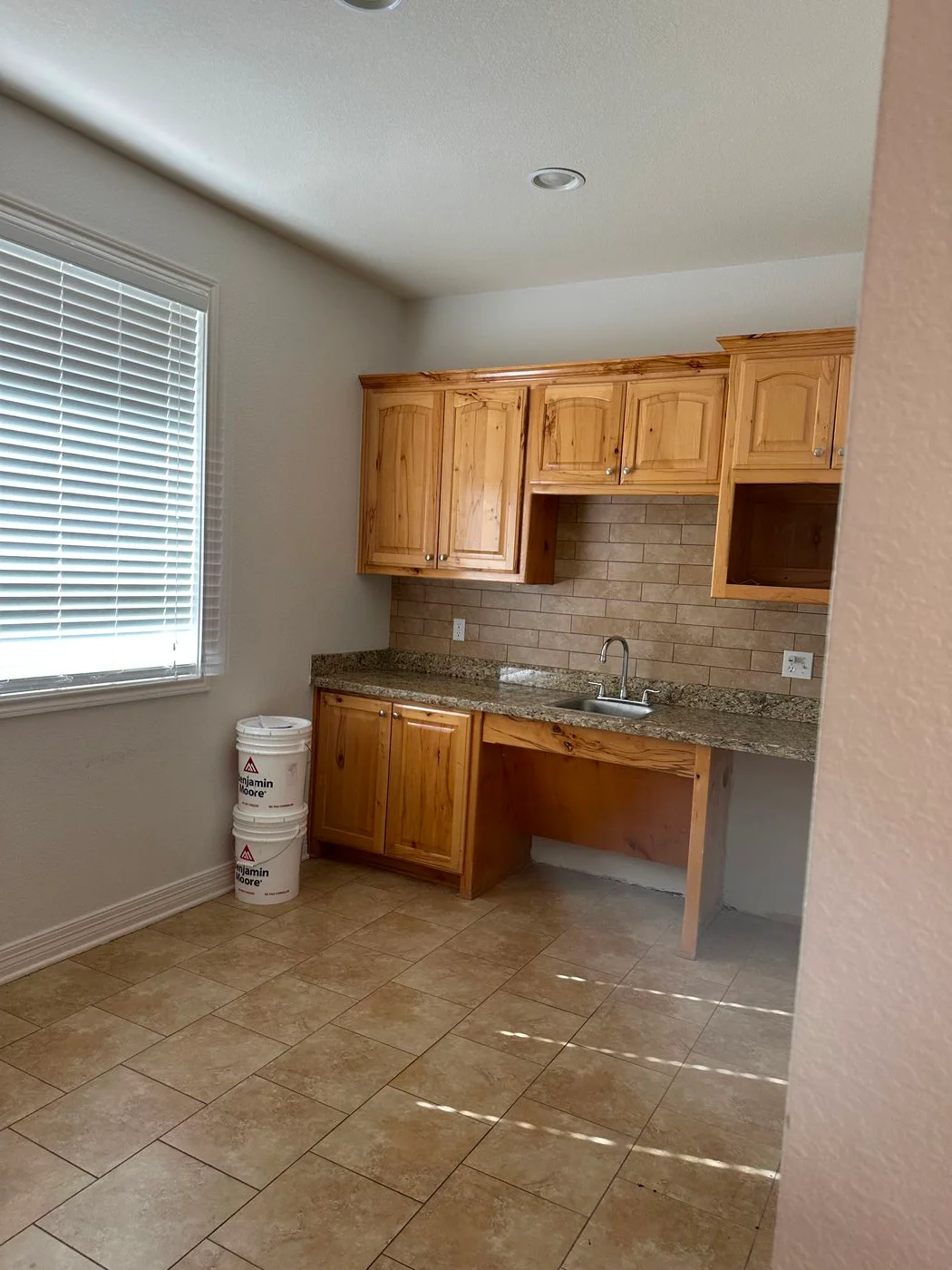 Photo 3 of 2107 Courthouse Dr, Longview, TX, 75605