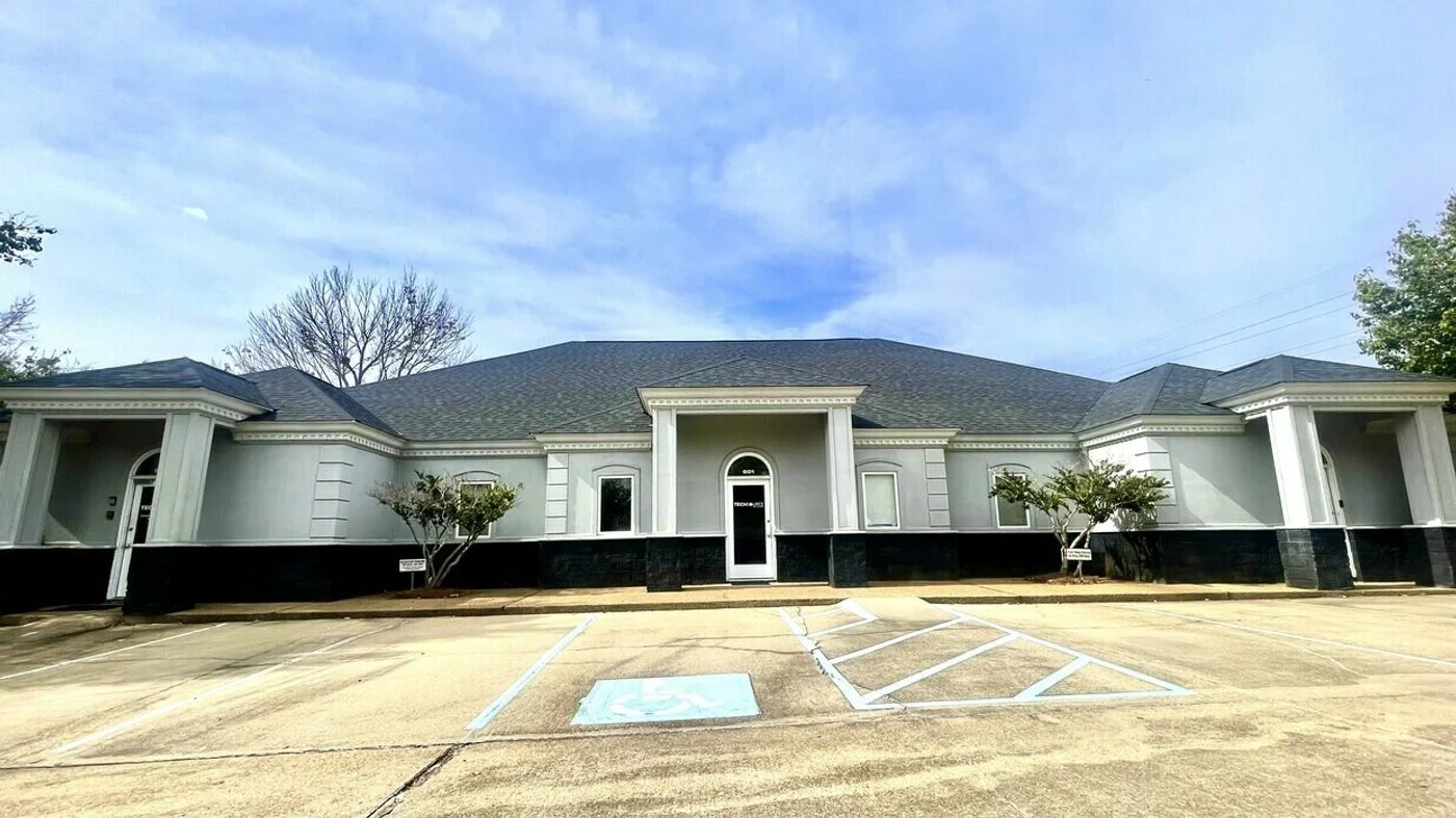 Photo 1 of 359 Towne Center Blvd, Ridgeland, MS 39157