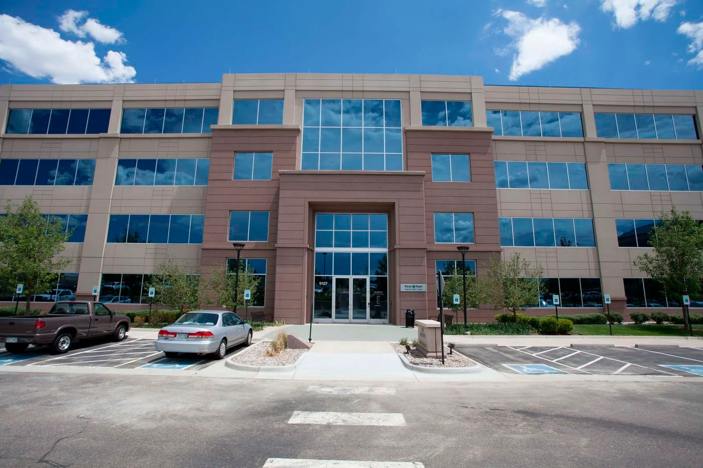 Photo-3 of 9127 S Jamaica St, Englewood, CO 80112