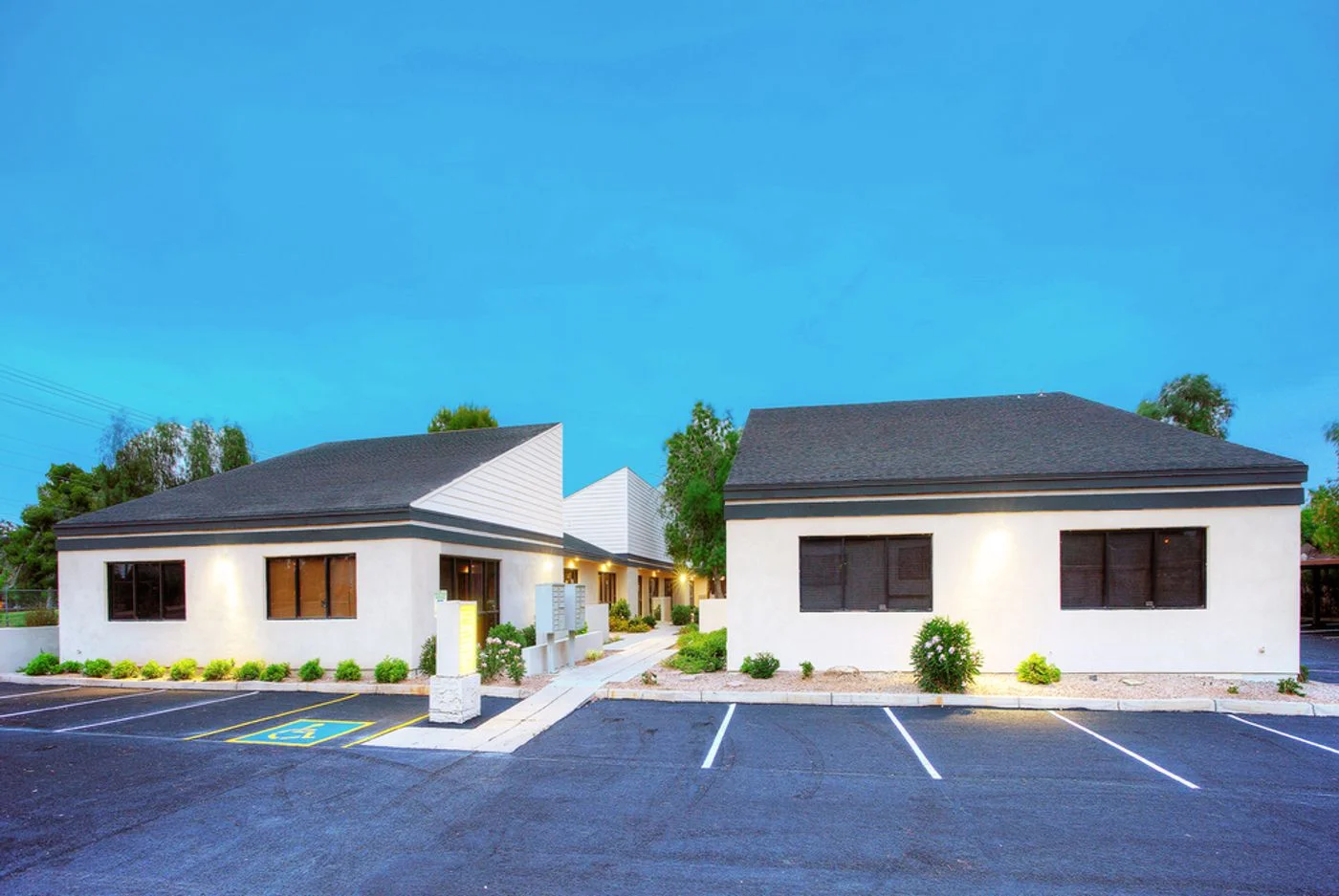 Photo 1 of 1, 51 W Elliot Rd, Tempe, AZ 85284