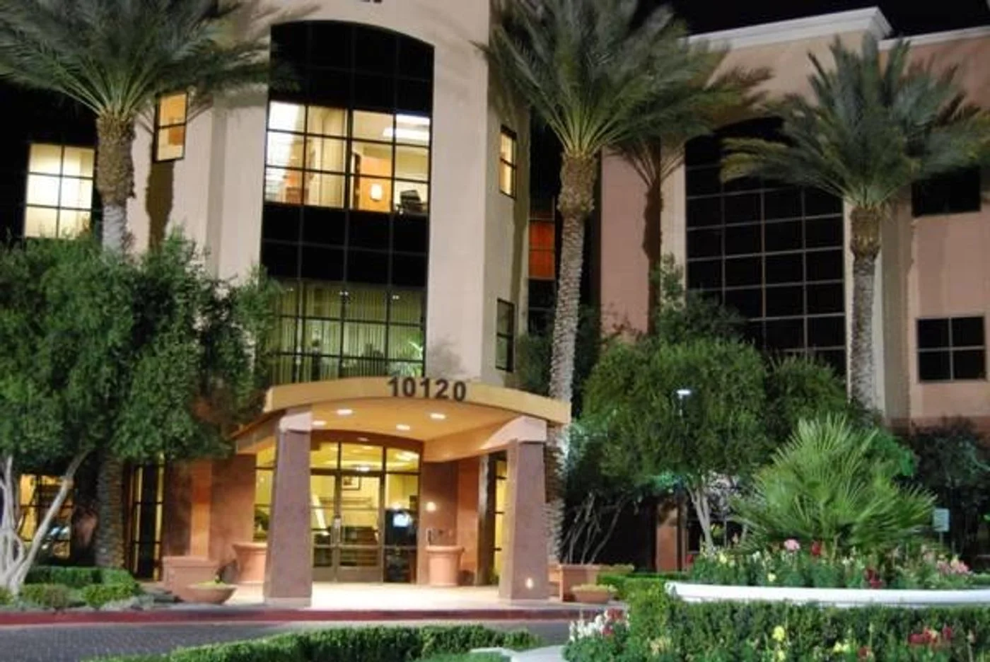 Photo 2 of 10120 S Eastern Ave, Henderson, NV 89052